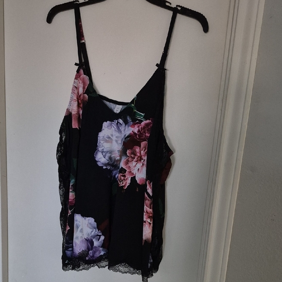 Cacique Black Floral 2-peice Pajamas Set with Pink & Purple Blooms In - 22/24 - Picture 5 of 9